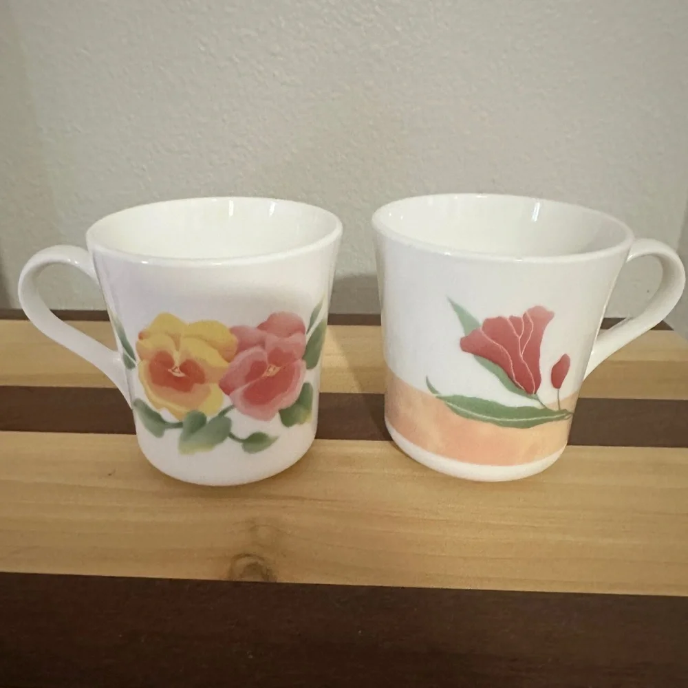 Set of Corning‎ Corelle Mugs - Made in USA